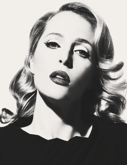  Gillian Anderson by Squiz Hamilton for Fault Magazine (posing