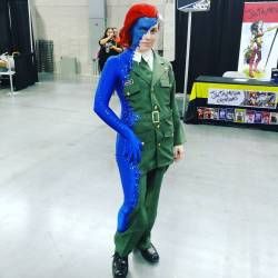 roane72:  laporcupina:  This is amazing. From NYCC.  Cosplayers