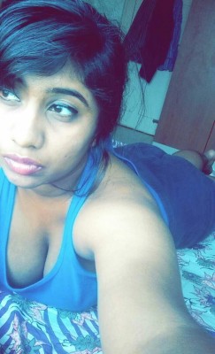 phatasslover:  Indian chick from my snap with and without pants
