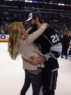 nhlhockeywags:  Jarret Stoll & Erin Andrews  