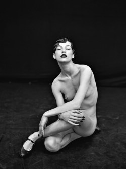 starsensuelles:   Milla Jovovich by Peter Lindbergh, Vogue