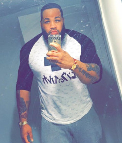 tattedsavage88:  Big daddy