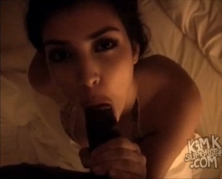 snowbunnyslut:  SnowBunnySlut:  Kim Kardashian and Ray J, I love Snow Bunnies don’t you?  :-P