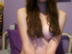 an-immoral-lady:  Looks like im naked again, sigh I can never