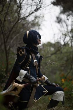 pxlbyte:  Stunning ‘Fire Emblem: Awakening’ Cosplay   “When all is lost, the future remains.”  - The Falchion’s Inscription Article || Source || Related || Game 