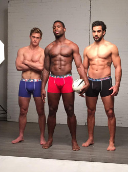 hotfamous-men:    Jules Plisson, Fulgence Ouedraogo and Yoann