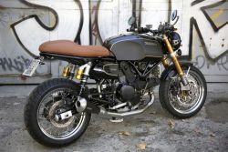 caferacerpasion:  ðŸ† Black & Gold, Ducati GT1000 â€ªBrat