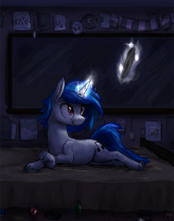 mlpfim-fanart:  Vinyl scratch and a record by paper-pony   ^w^