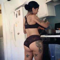 Nothing like waking up to @yogapantsqueen making me some breakfast…………..yeah,
