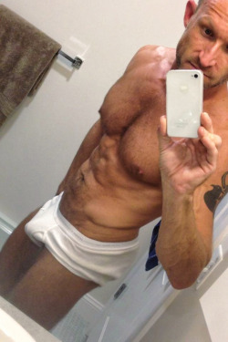 manly-brutes:  manly-brutes.tumblr.com