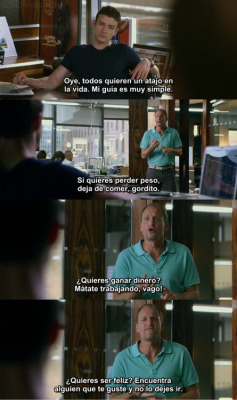 thanii3-love:  chistegraficopty:  Los secretos de la vida  Haymitch