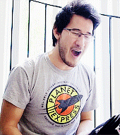 plsbuymepizza:  “HEY YOU! Yeah I’m talking to you! Don’t even think about giving up! Every single one of us believes in you so stay strong!”  