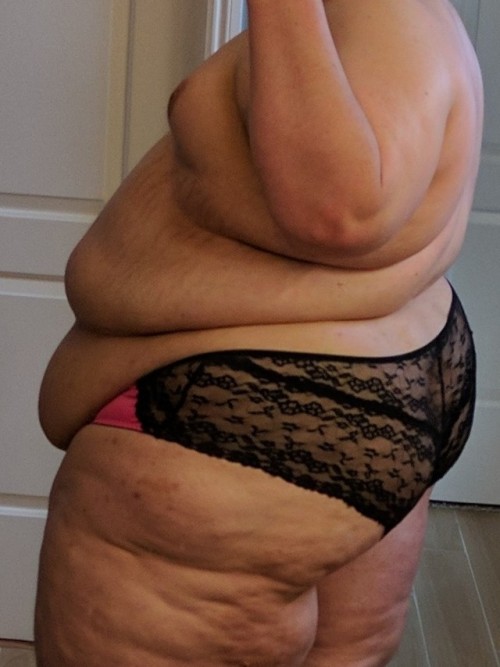 Love my chubs thighs to be thunderous