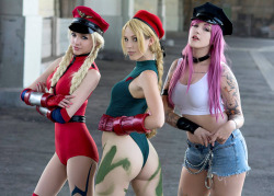 Source : http://sexykosplay.tumblr.com/