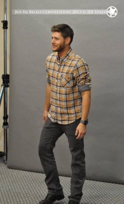 shewantsthedean67:  Flannel appreciation post.-Bow legs appreciation