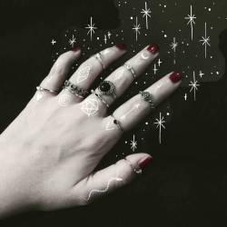 loll3:  👉✨ got some witchy rings from @forever21 ♡ ♡