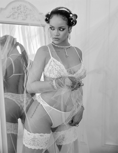 glamoroussource:rihanna for savagexfenty, spring 2020.