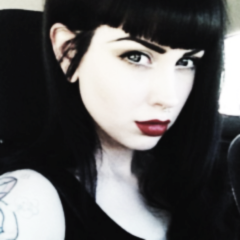 comicons:  ♡ ashley holat icons ♡ © oxychn like or
