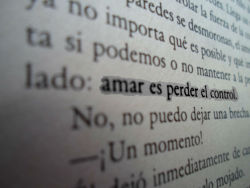 explosiones-en-el-cielo:  effetepaltry:  Amar es Perder. “