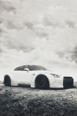 avenuesofinspiration:  Apocalypse GTR | Source © | AOI