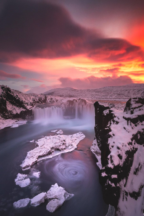 lsleofskye:Sunset Fire | jonaspiontek