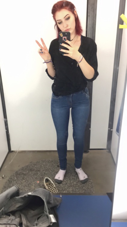 deathless-witch:  âœ¨Changing room selfies bc all of these jeans looked cute on me âœ¨