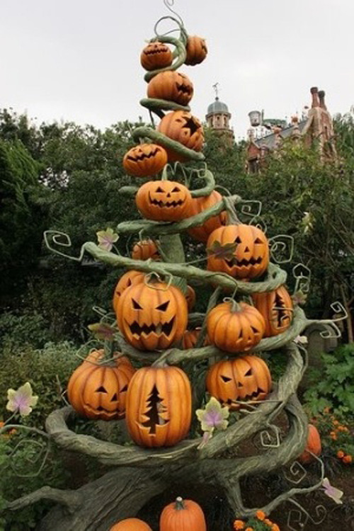 Tower of grins