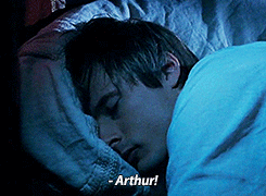 mamalaz:  I always wondered what Arthur thought Merlin witnessed