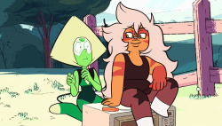 charoite-gem:  my hand slipped and suddenly there was tiny jasper.