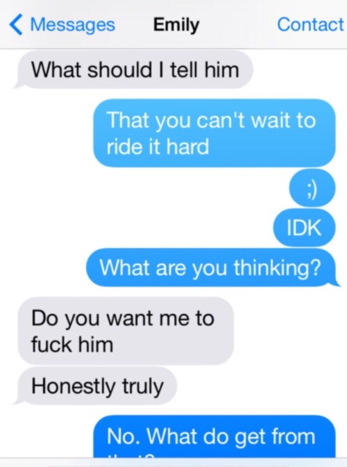 cucknew95:  FiancÃ© gets a late night text from her exâ€¦  PLEASE RE-POST 