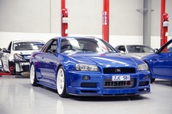 fuckyeahcargasm:  Madness! Featuring: Nissan Skyline GT-R R34