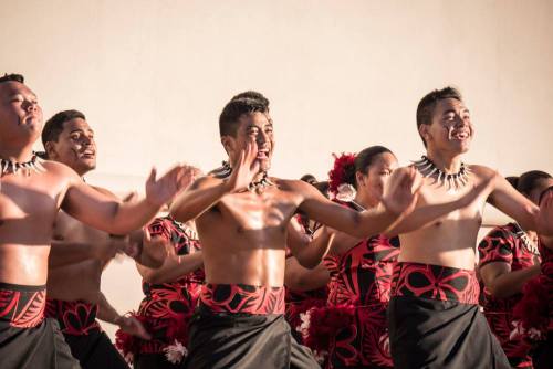   American Samoan dancers, photographed at the Festival de las Artes del Pacifico in 2016, by Steve Hardy.   