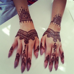 lampard-is-king:  Henna 