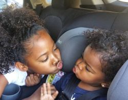 naturalhairqueens:  awwww how adorable!