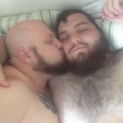 cigarcub33:  Mikey wants to stay in bed too #picsbybears #cublove