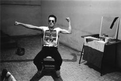  Joe Strummer, The Clash - Milan, Italy 1981   Ph. Janette Beckman