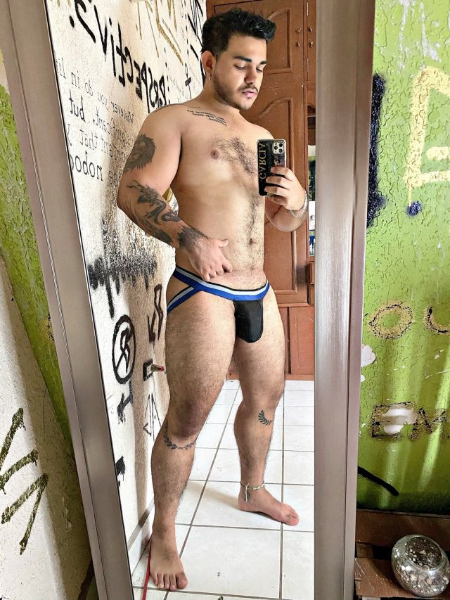 bear-hairy:Déjanos tu comentario 🐻. Rebloguea y comparte