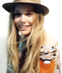 ginnyprewett:  Elizabeth Olsen photographed by Cass Bird for