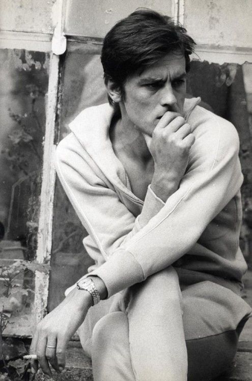 lovefrenchisbetter:  Delon