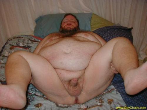 lovechubbymen:  Lovely  This is what I’d love to see every evening when I get home from work