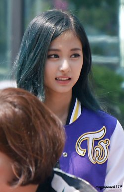 twicepercent:  mogupeach119  