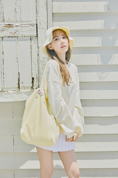 coordinate48:  宮脇咲良 卒業コンサートグッズ　バケットハット