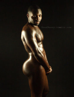 daversking:  #Black #Thick #Ass #Cakes #Oil #Body #Phat