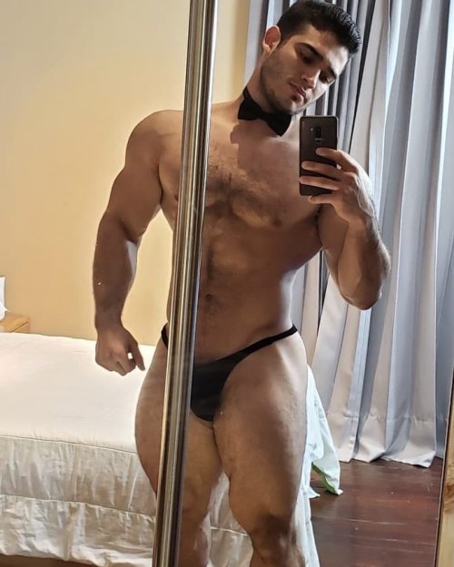 the-swole-strip:  https://the-swole-strip.tumblr.com/