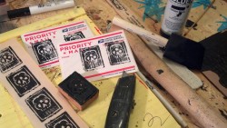 dielukedie:Just finishing and testing out this small woodcut.