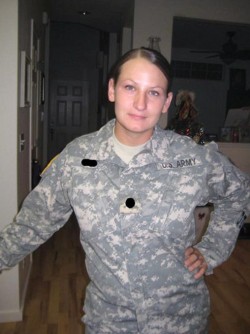 militarysluts:  Army SSG strips out of her uniform and sucks