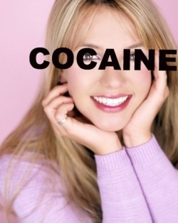 Britney Spears Cocaine sur We Heart It. http://weheartit.com/entry/87993382/via/