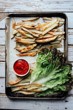 intensefoodcravings:  Perfect Oven-Baked Fries | This Rawsome