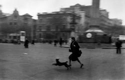 lajovenllamadacuervo:  blackpicture:  Robert Capa The spanish