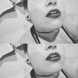 :3 #boanoite #septumpiercing